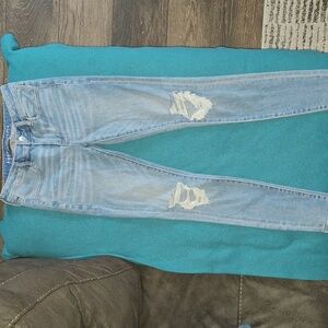American Eagle Skinny Jeans * Size 2 Regular * Women's * Great Condition *